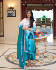 Mehfil-e-Noor