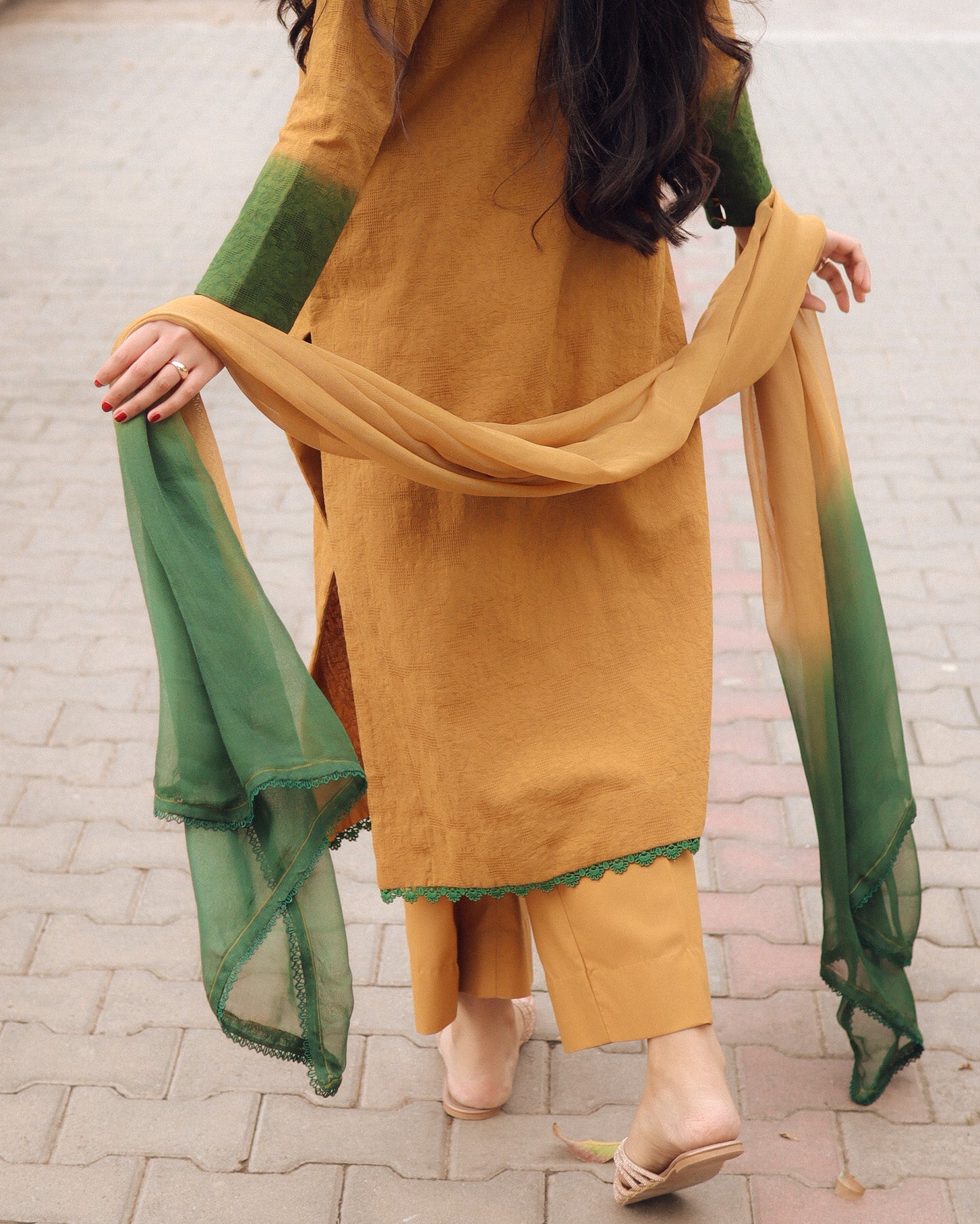 Rang-e-Khizaan