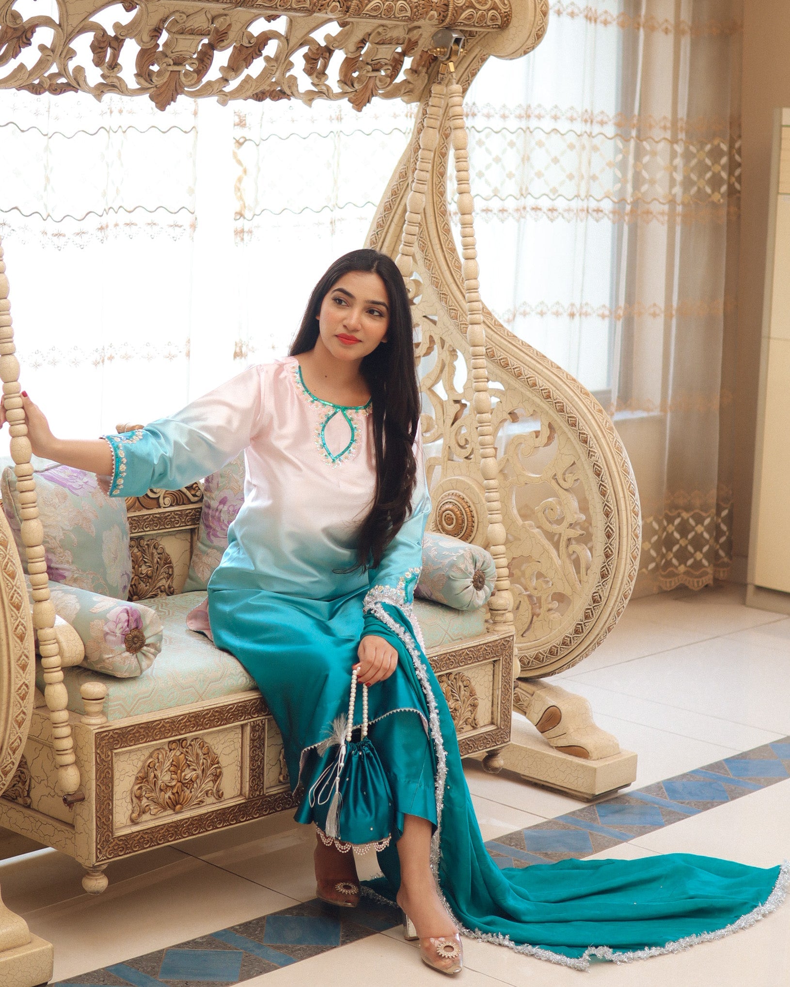Mehfil-e-Noor
