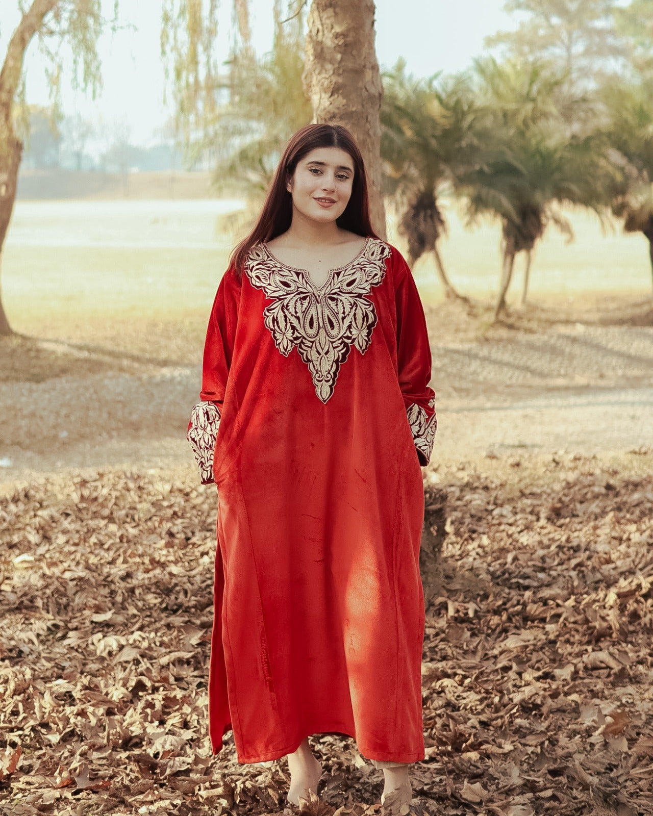 Laal Noor