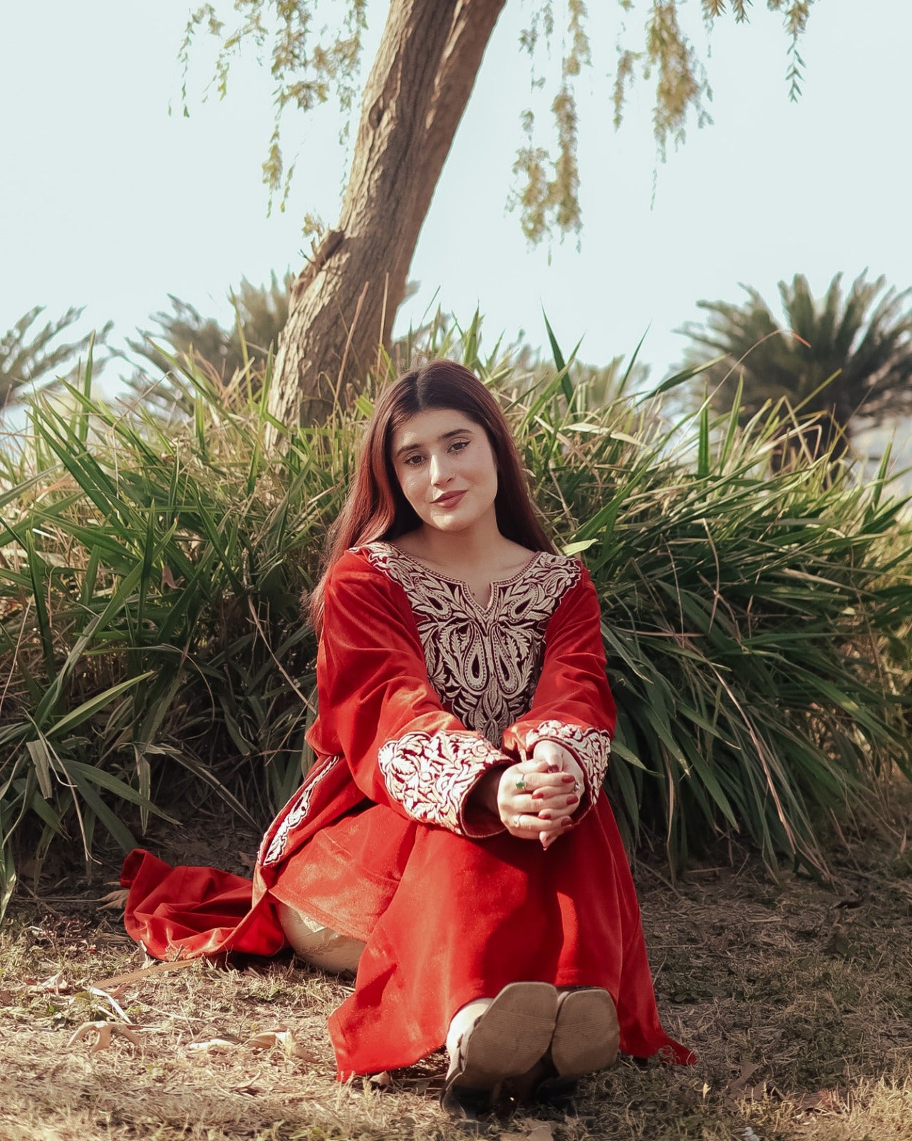 Laal Noor
